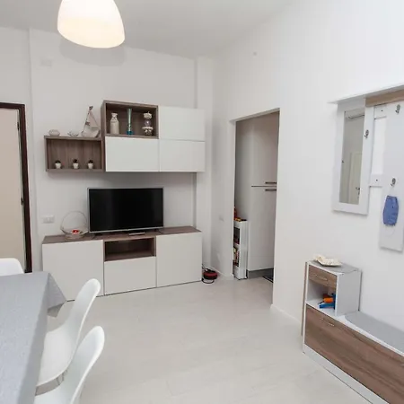 M164 - Marcelli, Nuovissimo Trilocale Con Terrazzo *