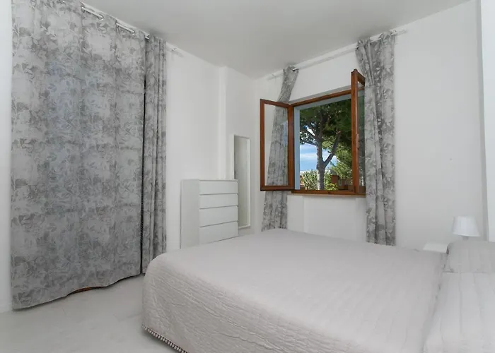 M164 - Marcelli, Nuovissimo Trilocale Con Terrazzo Marcelli